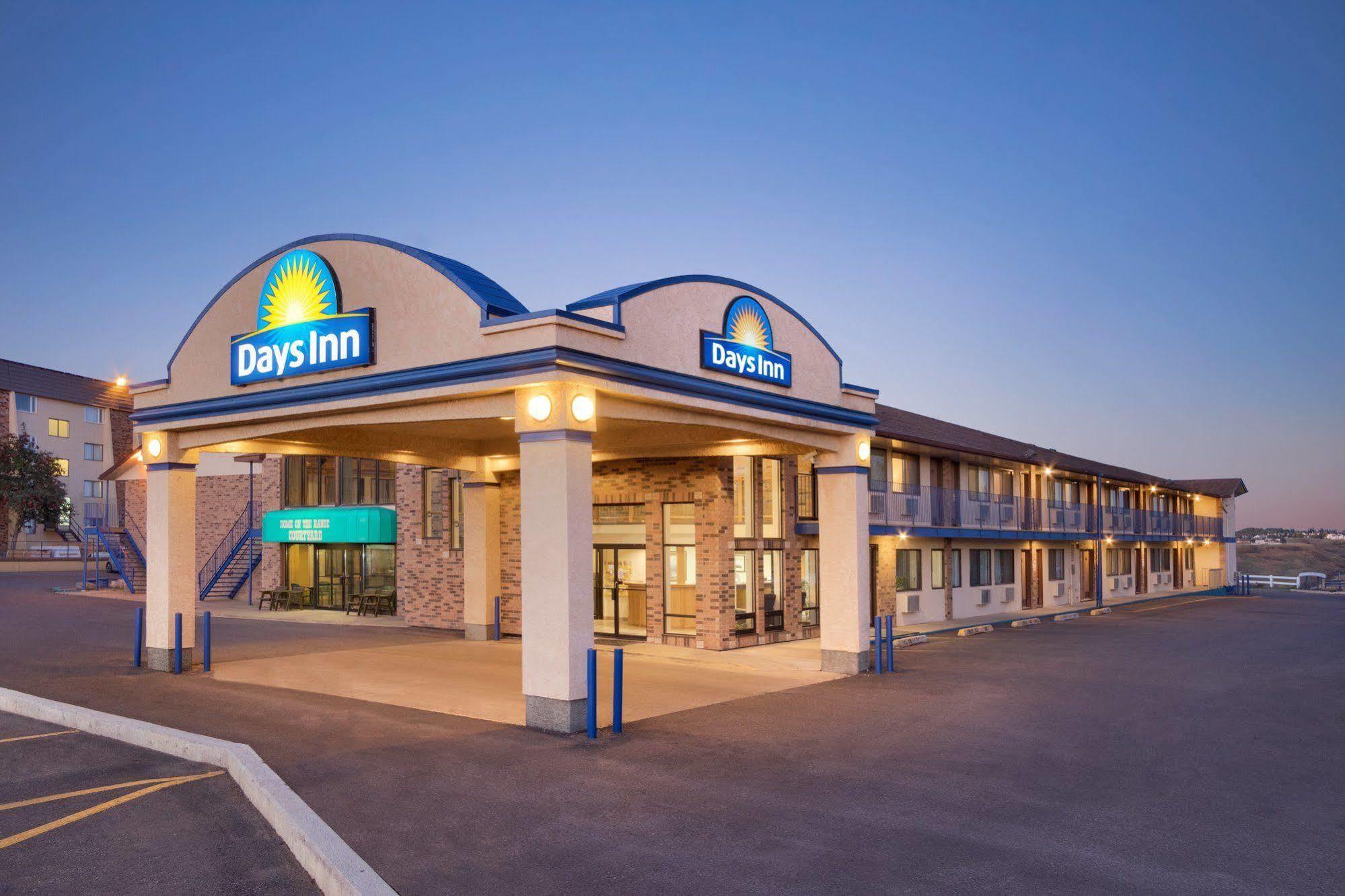 Days Inn By Wyndham Lethbridge Εξωτερικό φωτογραφία